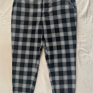 Hot Topic Black & White plaid pants